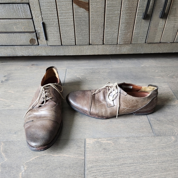 Timberland Gray Leather Oxfords